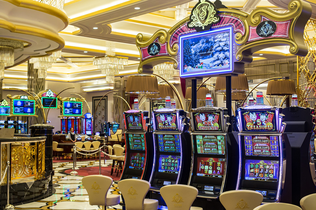 казино отели в россии
